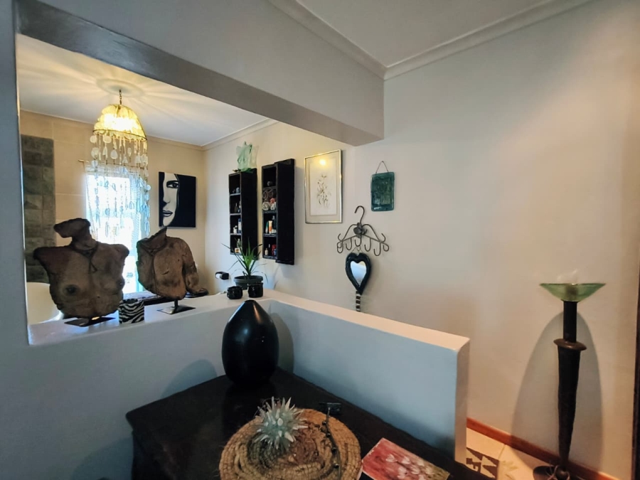 3 Bedroom Property for Sale in Noorsekloof Eastern Cape